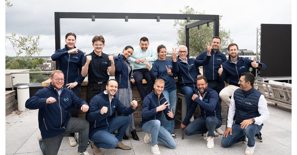 L’équipe We Invest France réunie sur un rooftop