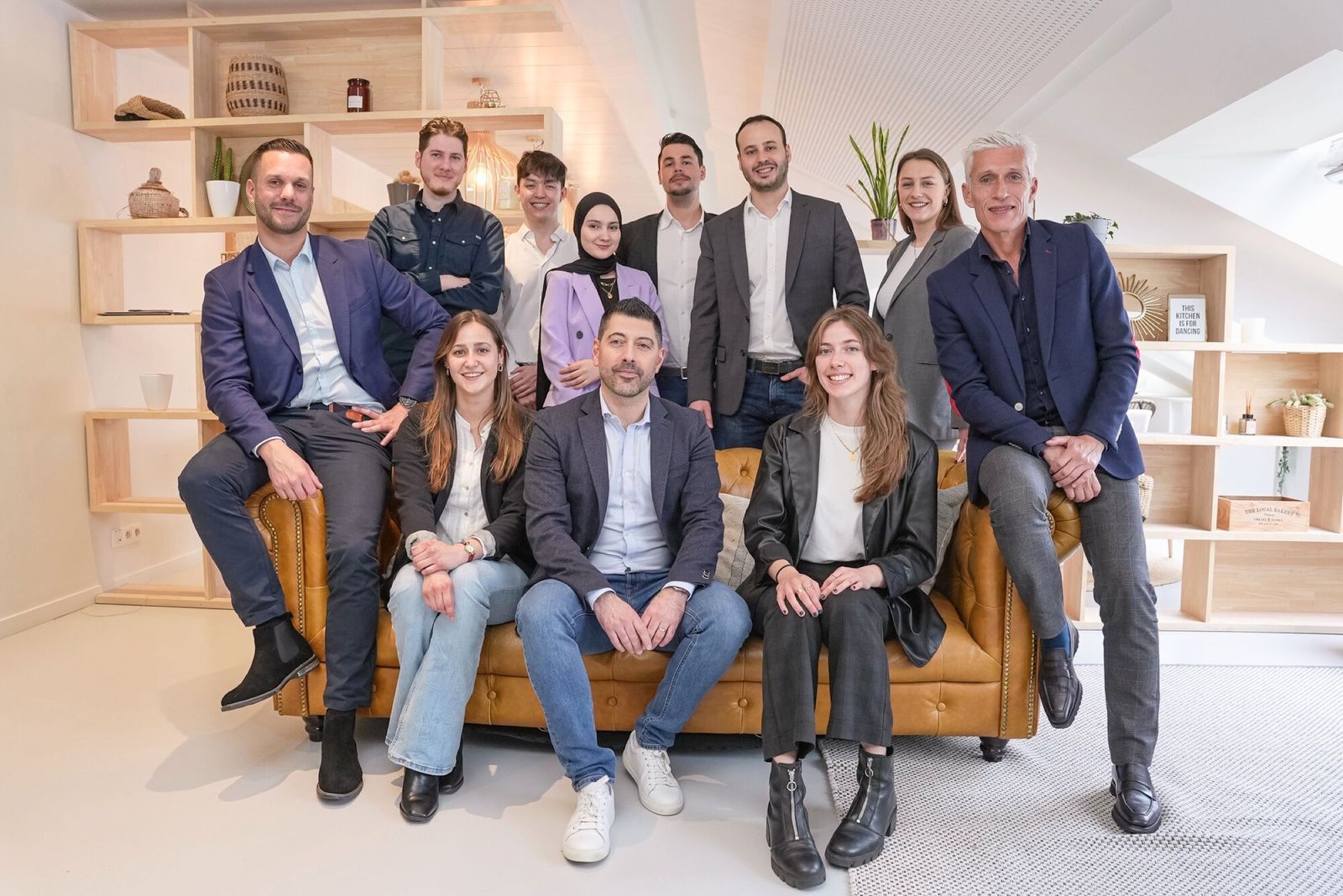 L’équipe We Invest France réunie dans un espace lounge